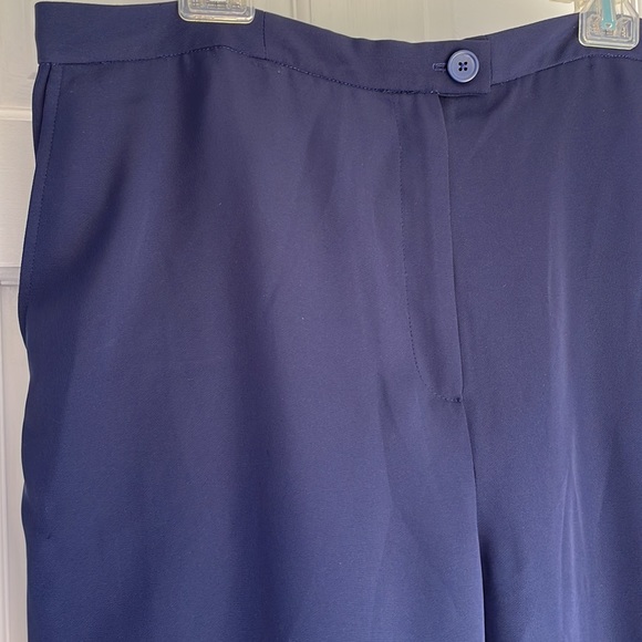 Uniform by Jean Paul Richard, 14 Petite, navy blue trousers - Picture 2 of 6